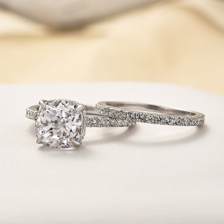 Bridal Cushion 2PC Ring Set | White Gold